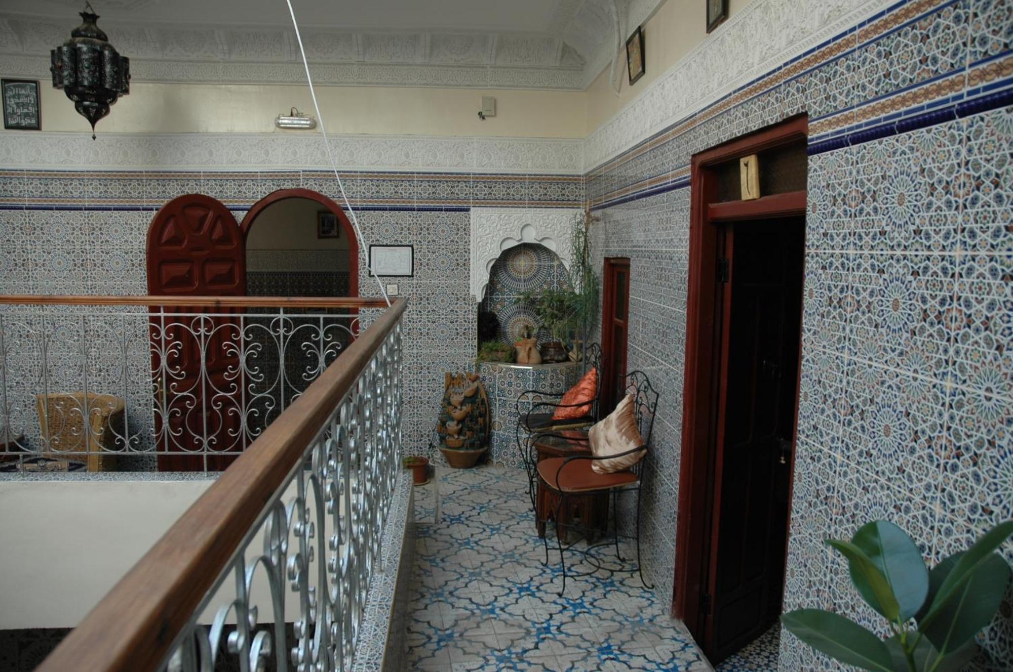 Ryad Bab Berdaine Meknès Exterior foto