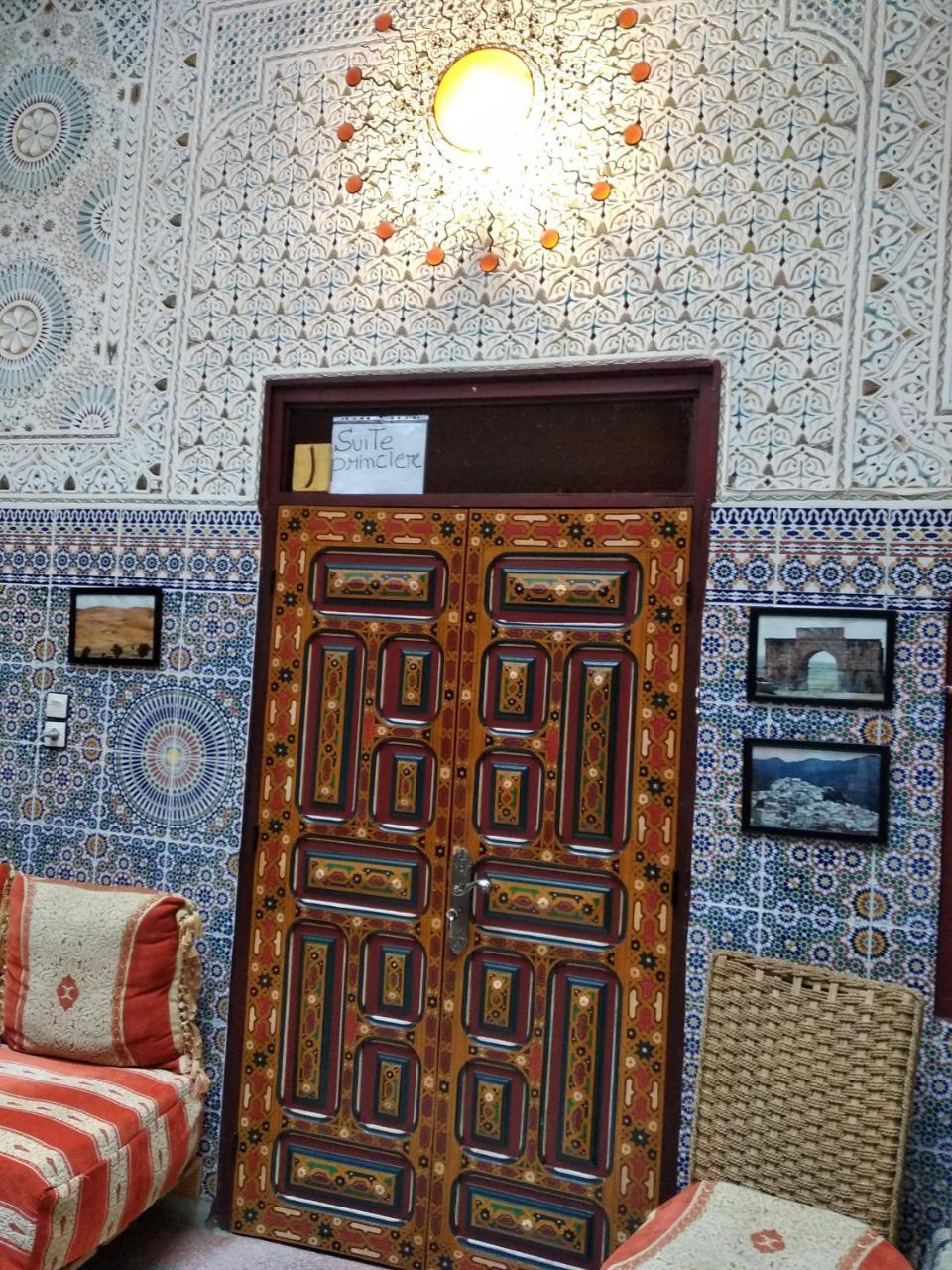 Ryad Bab Berdaine Meknès Exterior foto