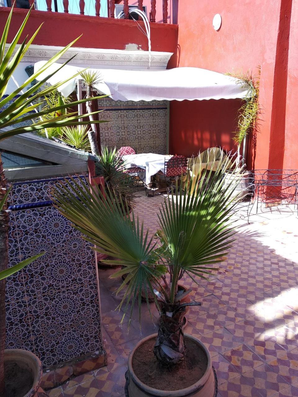 Ryad Bab Berdaine Meknès Exterior foto